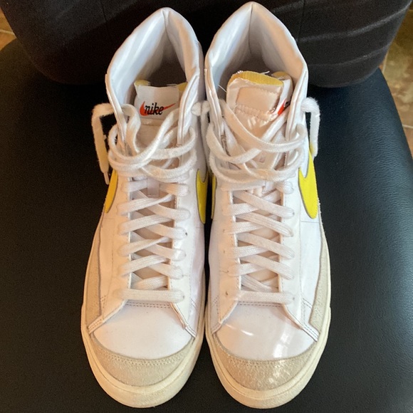 Nike Blazers size 11 - Picture 2 of 3